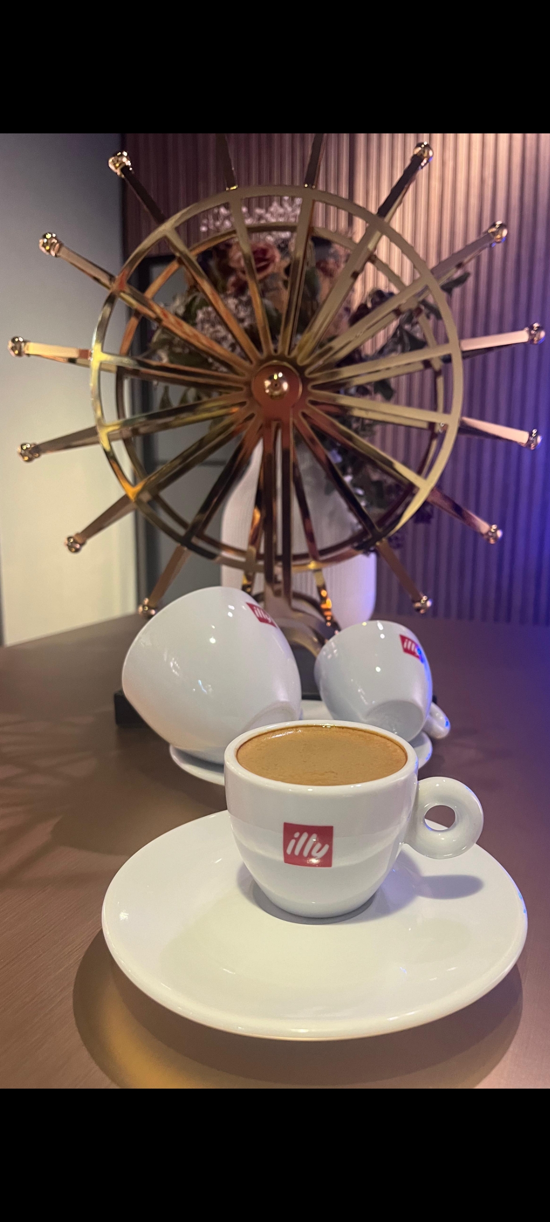 Sunrise Cafe illy espresso ve dekor